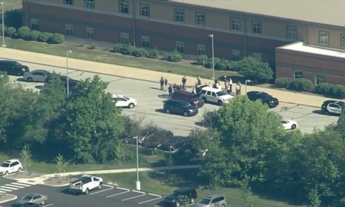 Dos personas heridas en otro tiroteo en una secundaria de Indiana