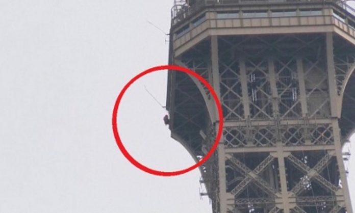 Cierran y evacúan la Torre Eiffel