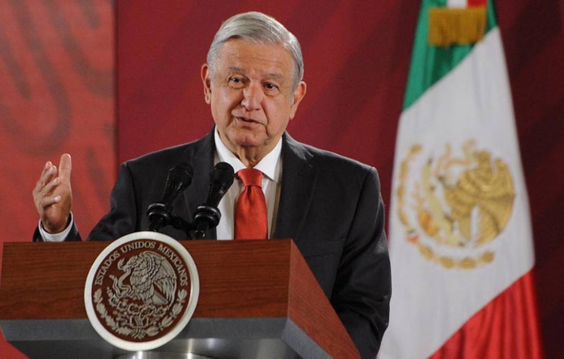 Acusa AMLO a Coparmex de apoyar falsificación de facturas